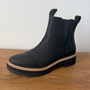 TOMS Dakota Black Chelsea Boot - Women's US Size 6